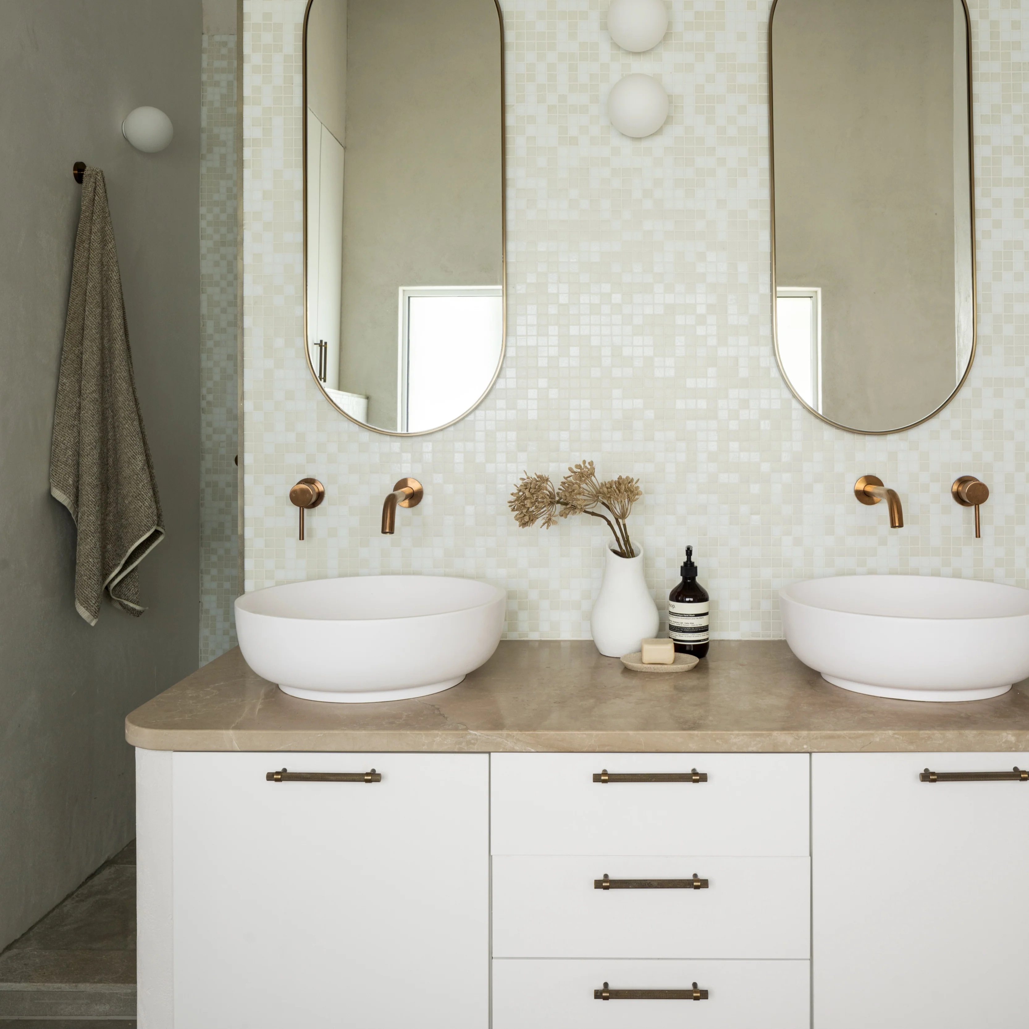 Bevan Solid Brass Handle | Bronze - Image 3