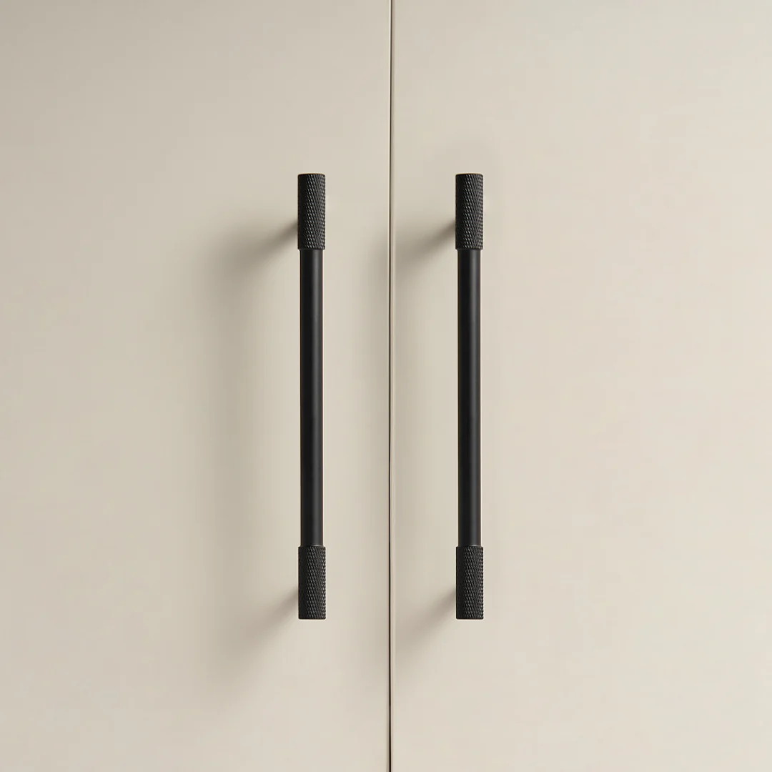 Hans Solid Brass Handle | Black - Image 3