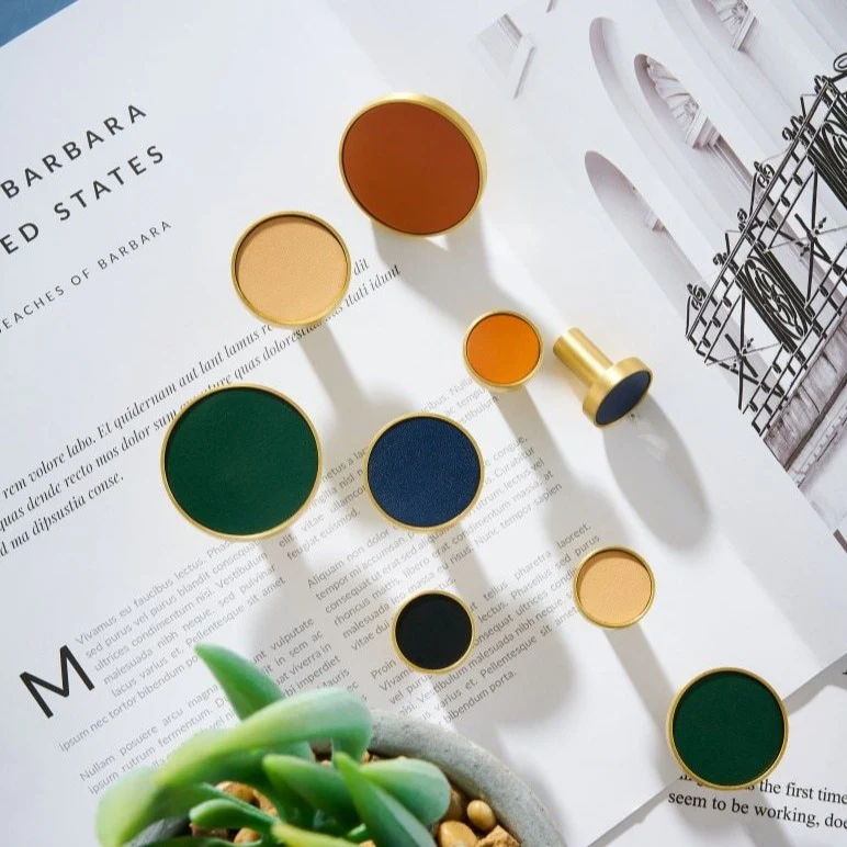 Kara Solid Brass & Leather Knob | Gold & Green - Image 9